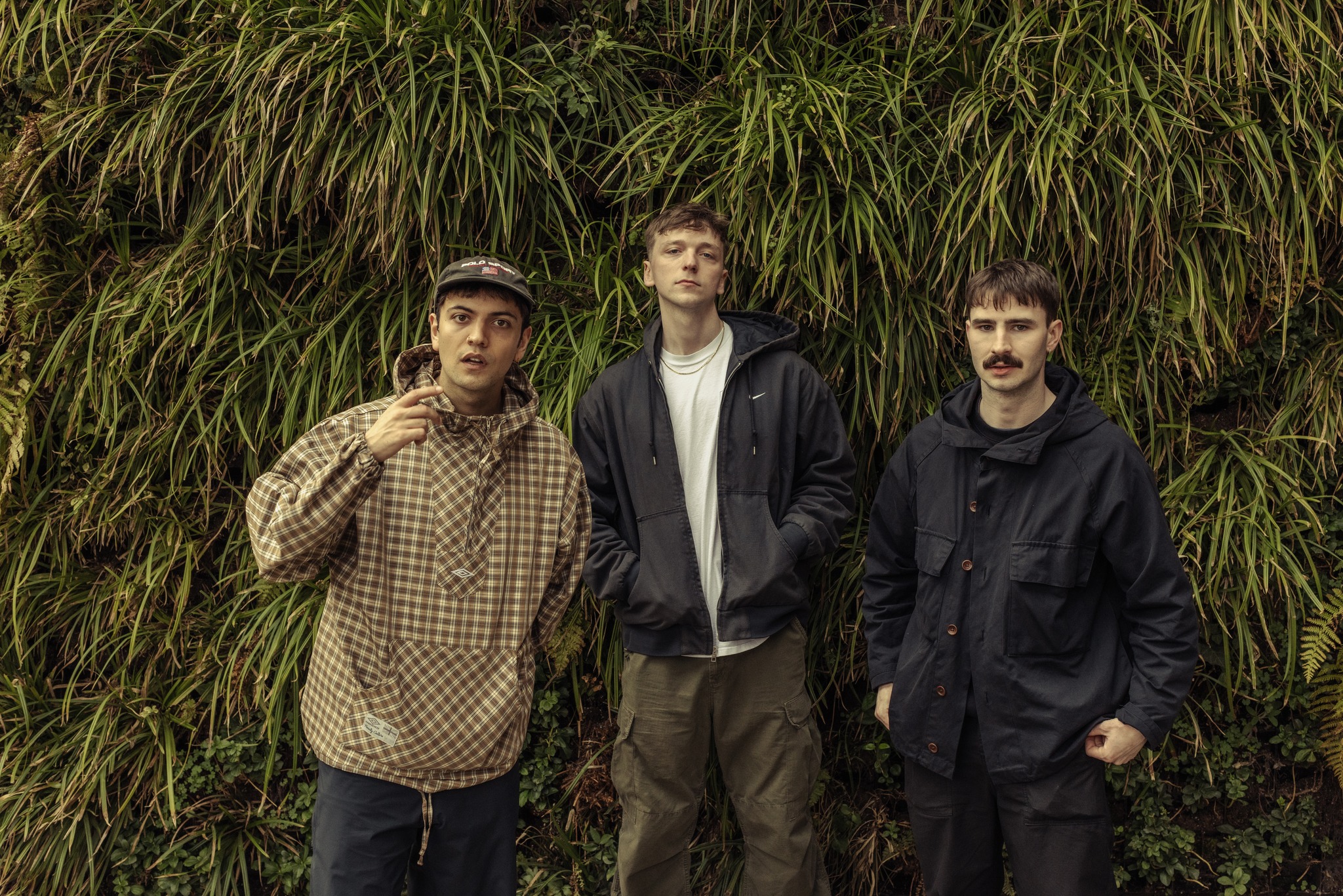 You are currently viewing Manchester Punk Trio Aerial Salad Release New Video King Of The Grass