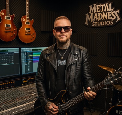 You are currently viewing Doomed Patrol Announce New Album: Doomsday Parade